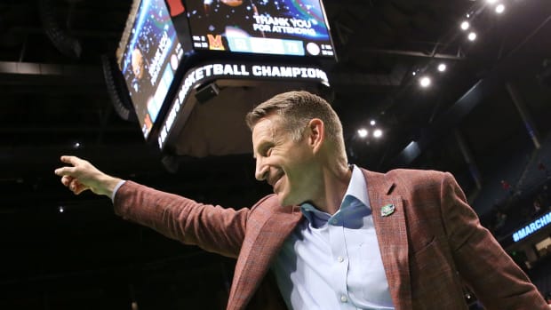 Mar 18, 2023; Birmingham, AL, USA; Alabama head coach Nate Oats gestures to fans as he leaves the court at Legacy Arena during the second round of the NCAA Tournament. Alabama advanced to the Sweet Sixteen with a 73-51 win over Maryland. Mandatory Credit: Gary Cosby Jr.-Tuscaloosa News Ncaa Basketball March Madness Alabama Vs Maryland